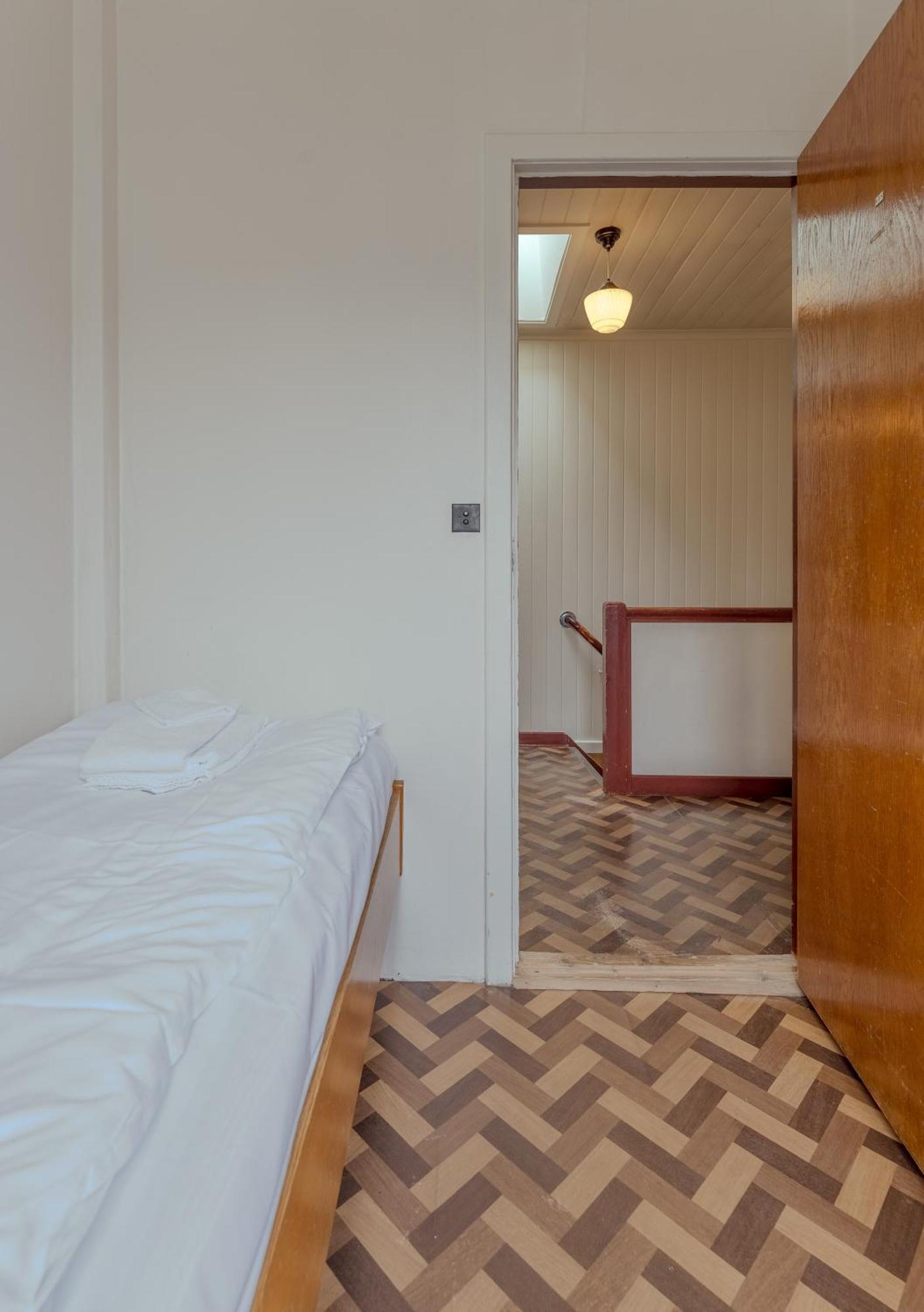 The Cookie Store Guesthouse Tórshavn Dış mekan fotoğraf